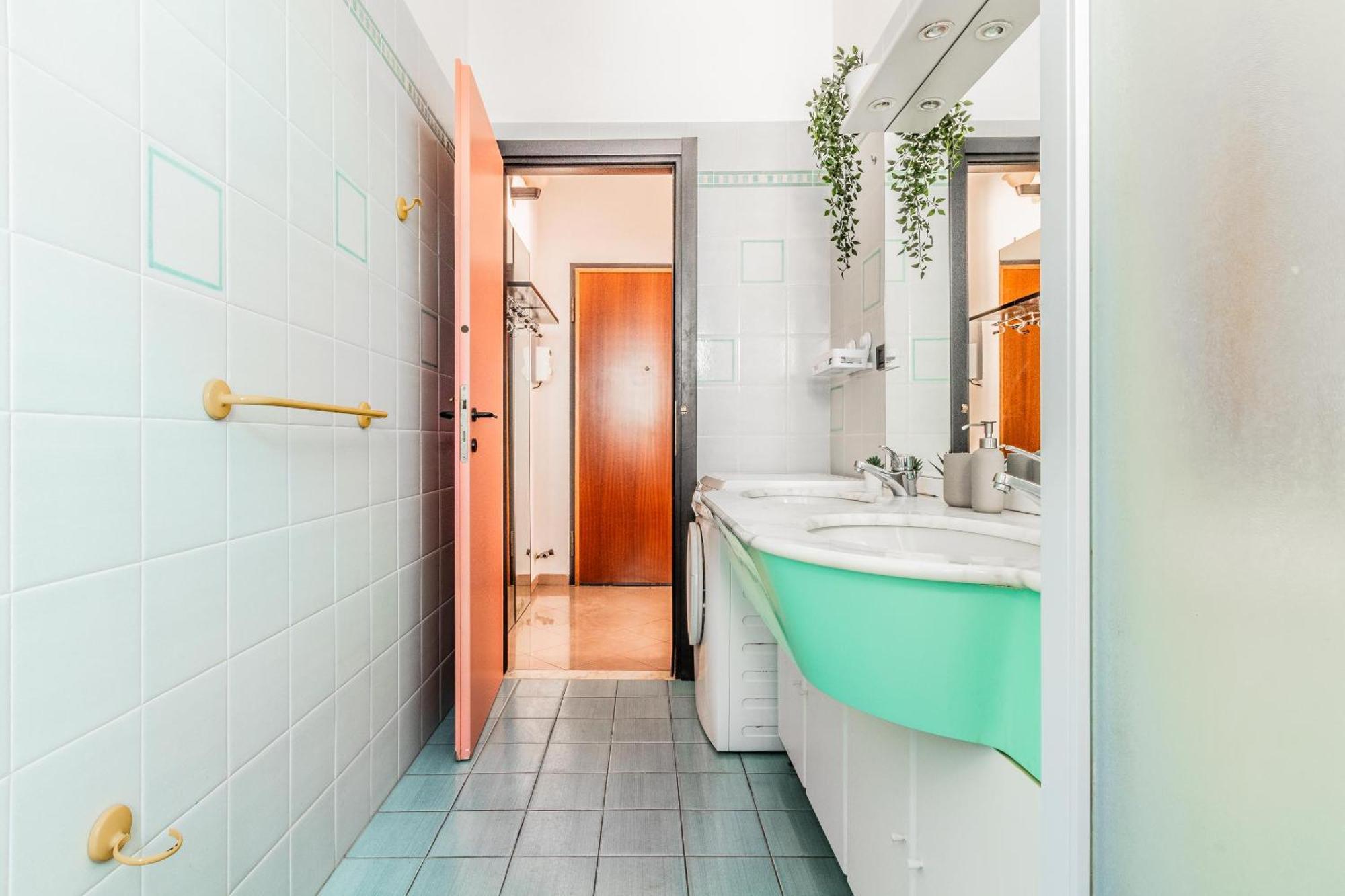 'Nature Home' 30Mt Sea -Central Station -Netflix Pietra Ligure Bagian luar foto